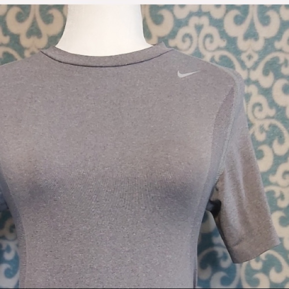 Nike Pro DRI-FIT Performance Top